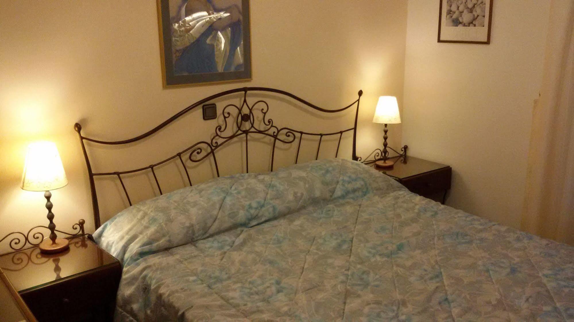 Sunset Studios And Apartments For Adults Over 21 Only Naousa  Exterior foto